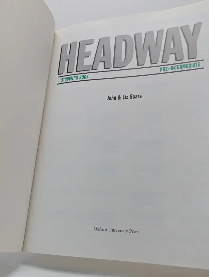 Headway Pre-Intermediate Student's Book