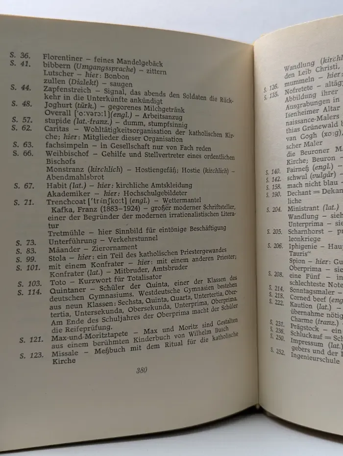 Und sagte kein einziges Wort. И не сказал ни единого слова