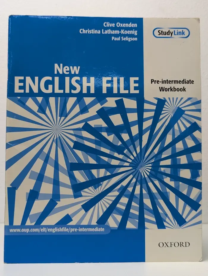 New English File. Pre-intermediate Workbook