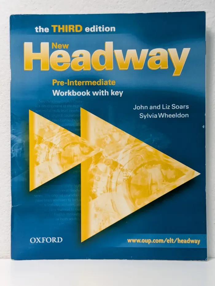 New Headway. Pre-Intermediate Workbook with Key