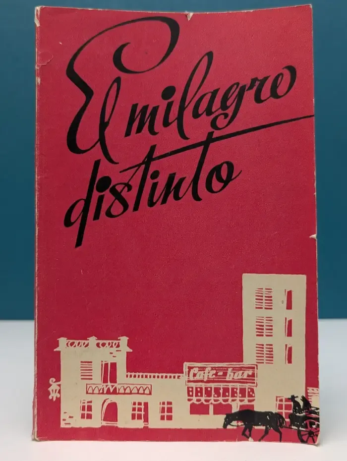 Учебная серия для начального чтения. El milagro distintо. Необыкновенное чудо