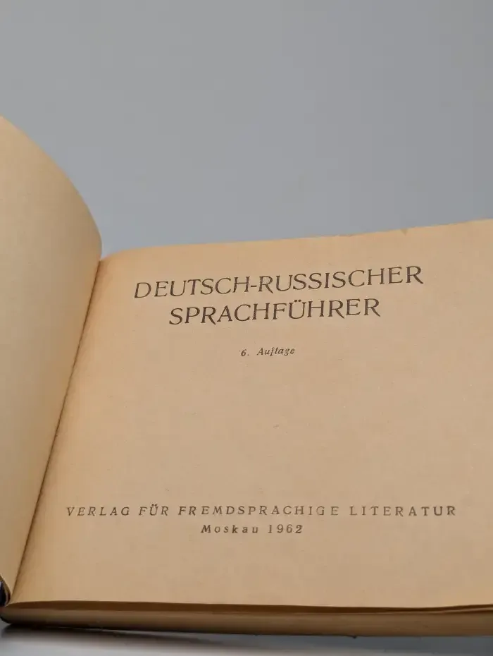 Deutsch-russischer sprachfuhrer. Немецко-русский разговорник